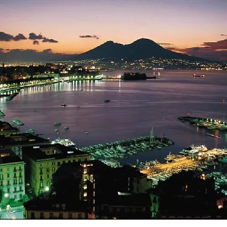 Sunny Charme Apartment Naples